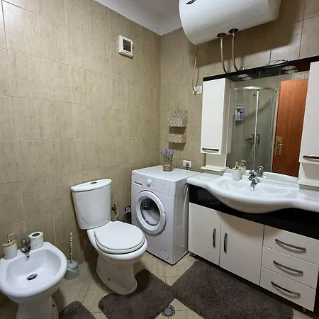 Feel At Apartment